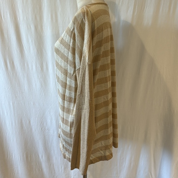 Dana Buchman striped gold top with gold shimmer and gold buttons, size:XL - Picture 3 of 6